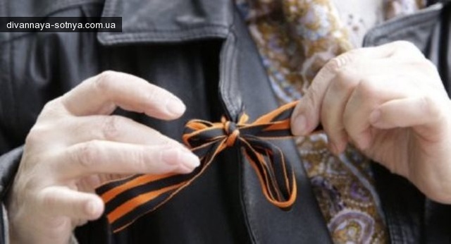 Во Львове избили мужчину, который упорно "выгуливал" георгиевскую ленту