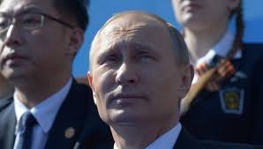 На параде в Москве Пан Ги Мун понял, что Путин «заслужил любовь народа»