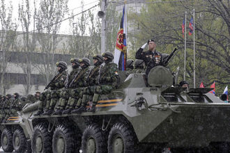 Соавтор доклада Немцова рассказал, откуда у Путина деньги на "ДНР" и "ЛНР"