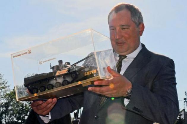 "Танкам визы не нужны". Руководство России опустилось до банального хамства