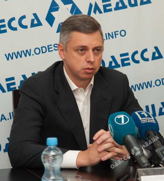 Добрянский организовал "мойку" контрабандных денег