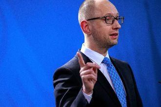 Яценюк распродает Украину на "блошином рынке" - Forbes