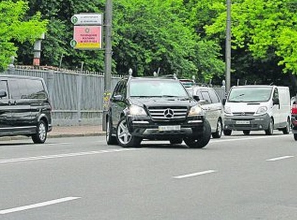 Кортеж Гонтаревой ездит по Киеву с грубыми нарушениями