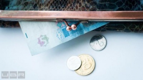 Народ біднішає, борги по ЖКГ ростуть