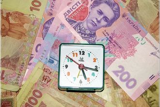 Порошенко запретил досрочное снятие депозитов в Украине