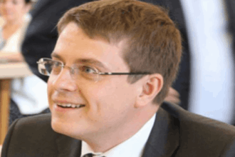 Уведомление о преступлении. Депутат Голуб "наголосовал" на несколько статей УК