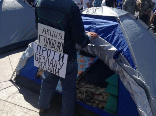 Кремлевская резидентура начала устанавливать палатки на Майдане