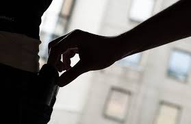 Милиция советует одесситам снять золото и не ходить по одному