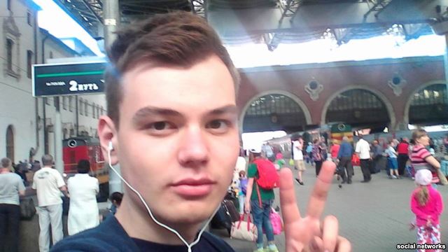 "В военкомате я включил гимн Украины"