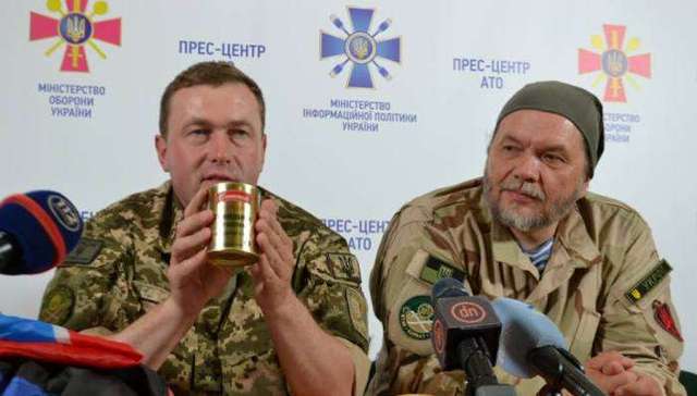 На Донбассе находится более 8 тысяч российских военных и около 33 тысяч боевиков