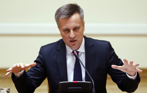 Блогер: Порошенко сегодня обсудит со своей фракцией увольнение Наливайченко