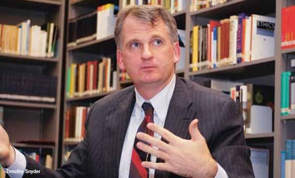 Тимоти Снайдер: «России придется труднее, чем Украине»