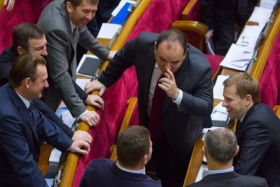 Бывшие регионалы рвутся во власть и хотят денег Коломойского