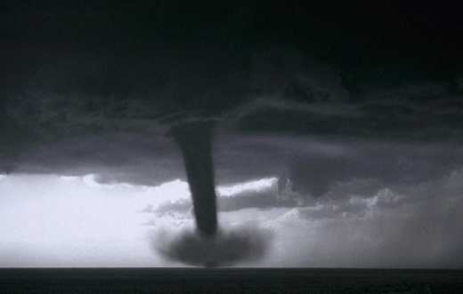 Сочи может быть уничтожен, на затопленный город идут смерчи