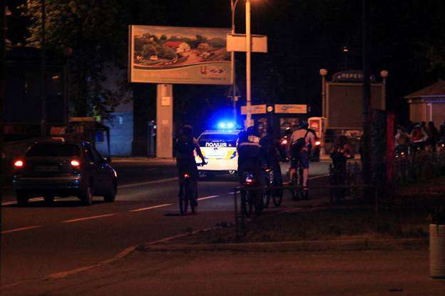 Патрульные полицейские рассказали о своей первой непростой ночи в столице