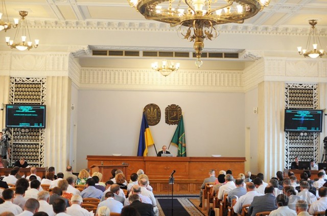 Многодетность, непригодность, длительная медкомиссия и другие "отмазки" харьковских депутатов-дезертиров