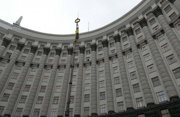 Над Кабмином тучи ходят хмуро