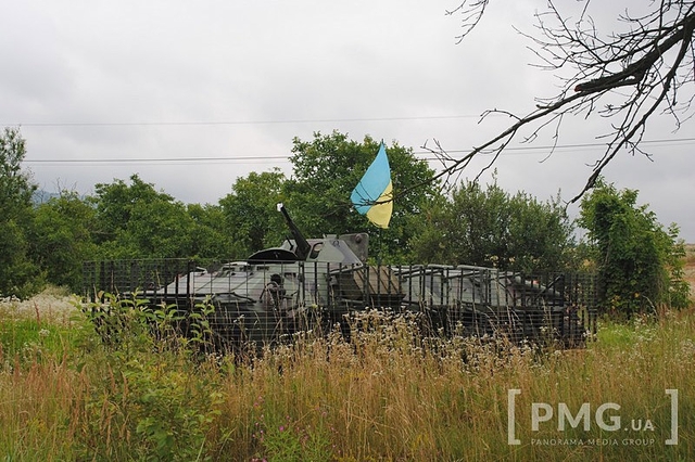 Спецпризначенці оточили бійців "Правого сектору"