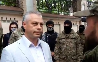 Правый сектор "зажал" спикера АТО и обвинил в сокрытии потерь