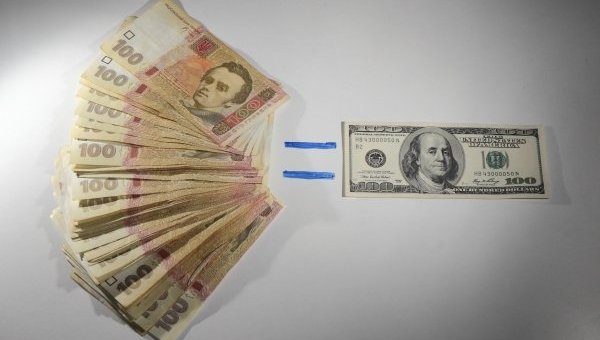 Битва за курс гривны развернется в сентябре