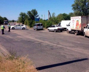 Для проезда нового губернатора Луганщины в Северодонецке перекрыли движение (фото)