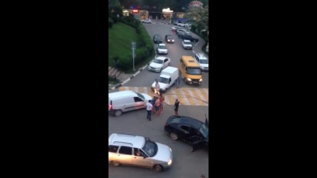 П’яний водій Лексуса отримує по заслугах