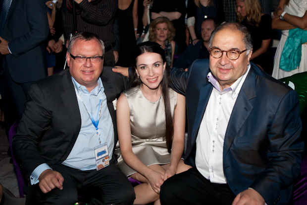 Многоженцы Путина: Глава Банка ВТБ Андрей Костин и Наиля Аскер-заде