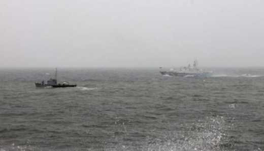 «Ни дня без побед»: возле границы Латвии поломался российский военный корабль