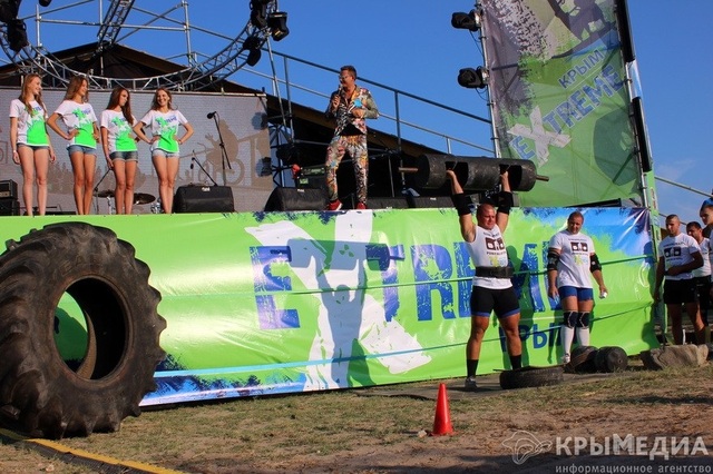 Ведущим фестиваля в оккупированном Крыму стал певец из Киева