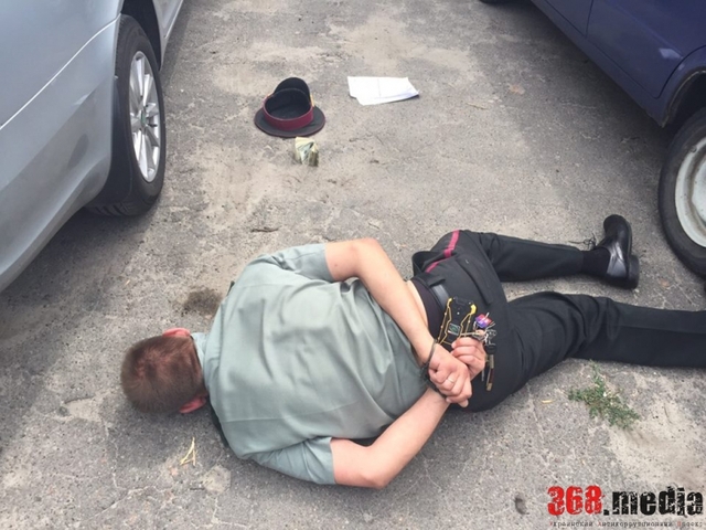 НАЧАЛЬНИКУ ЛЬВОВСКОЙ КОЛОНИИ НУЖНО СОБРАТЬ 1,3 МИЛЛИОНА ГРИВЕН, ЧТОБЫ ВЫЙТИ НА СВОБОДУ