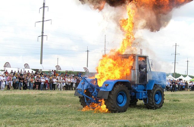 Вблизи Мариуполя тракторист подорвался на мине
