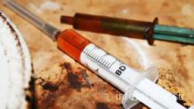 Міліція Сум покриває два наркопритони у житловому будинку