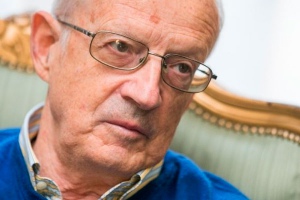 Путин начал отчаянно продавать себя Западу - Пионтковский