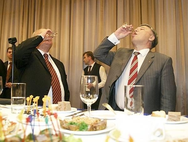 Профессиональные патриоты