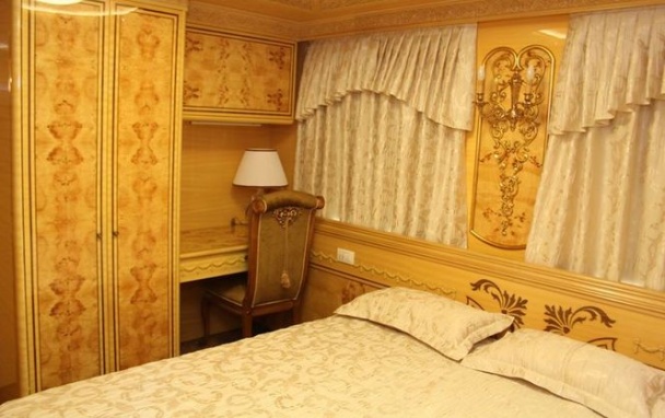 Відчуй себе Пшонкою: залізниця запустила елітні вагони для VIP-клієнтів