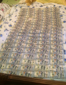 Невже перший? – Голова податкової міліції Києва відмовився від $ 1,5 млн хабара (фото)