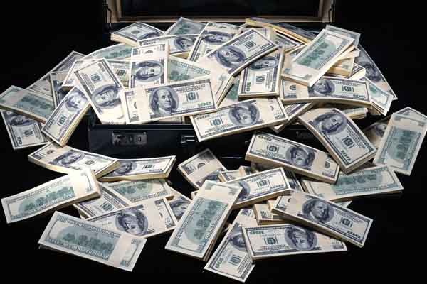 Новая кровь в политике или старая конфета в новой обертке?