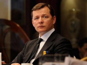 Ляшко цілується з полтавкою на Сорочинському ярмарку