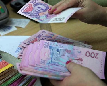 Кто оплатит повышение зарплат бюджетникам