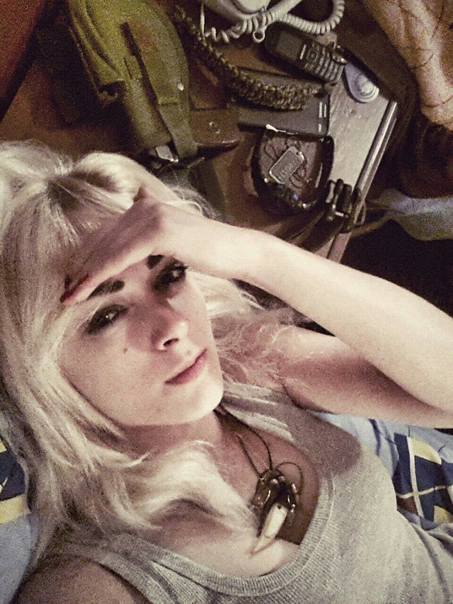 Участница "Дом-2" стала боевиком на Донбассе