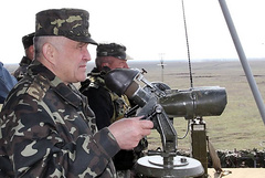 Посылавший матом героев-военных генерал контролирует коррупционные потоки и избежал люстрации, - СМИ