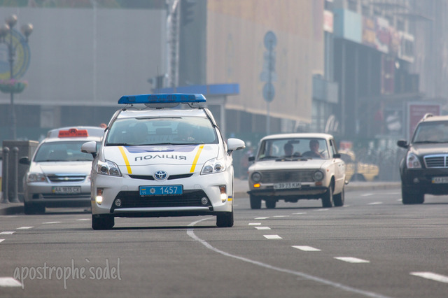 Взяток не берут, но есть проблемы: итоги двух месяцев работы киевской полиции