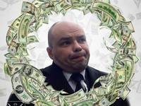 Біля Печерського суду Києва активісти вимагали покарати прокурора-грабіжника