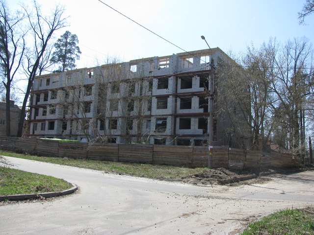 Кривопішин хоче викупити землю зруйнованого санаторію залізничників у Пущі-Водиці