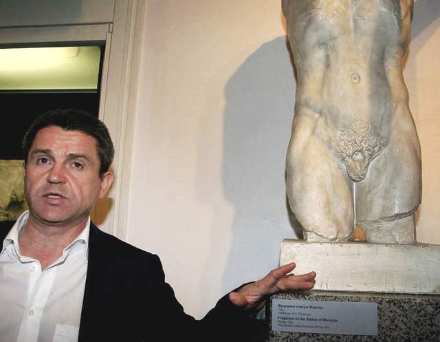 Глава Следкома РФ продолжает жечь глаголом: теперь он пугает трибуналом Авакова