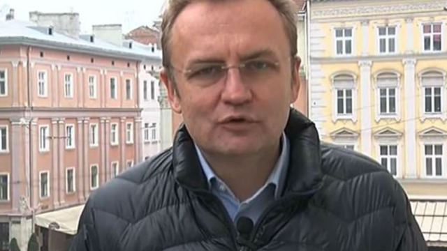 Чому Садовий вирішив грати в піддавки на місцевих виборах