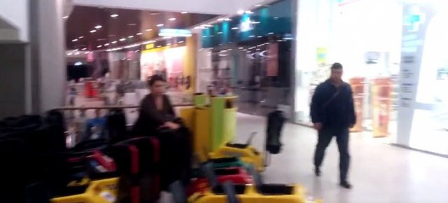 В Киеве снова "заминировали" ТРЦ Ocean Plaza