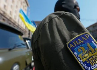 Бійця “Айдару” арештували за допомогу жінці, яку бив п’яний сепаратист