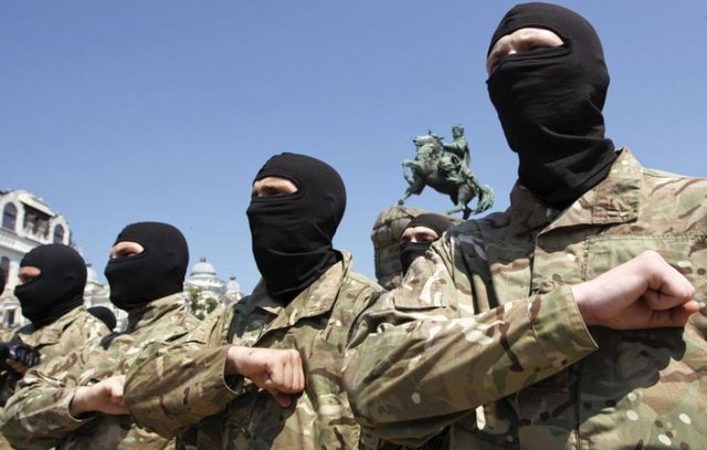 России угрожает не Порошенко, а украинские добровольческие батальоны