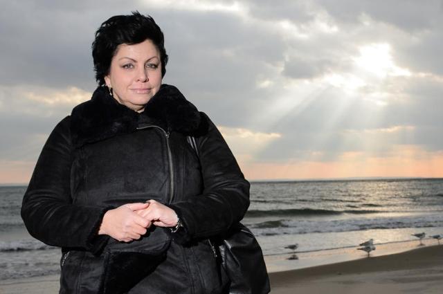 Женщина-политик оппонент Путина бежала из России в США